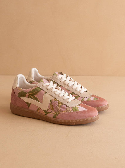 Kyla Sneakers