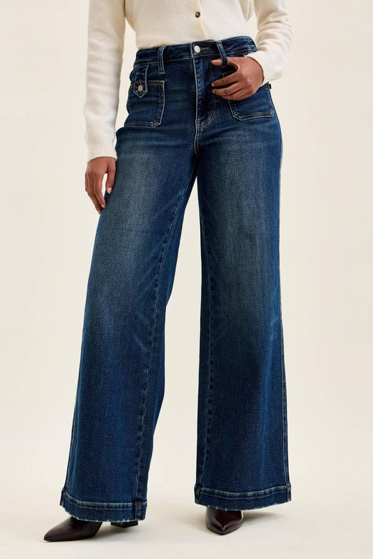 Lexi Retro Wide w/ Front Tab Closure
