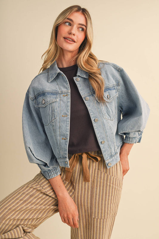 STRUCTURED SLEEVE DENIM JACKET