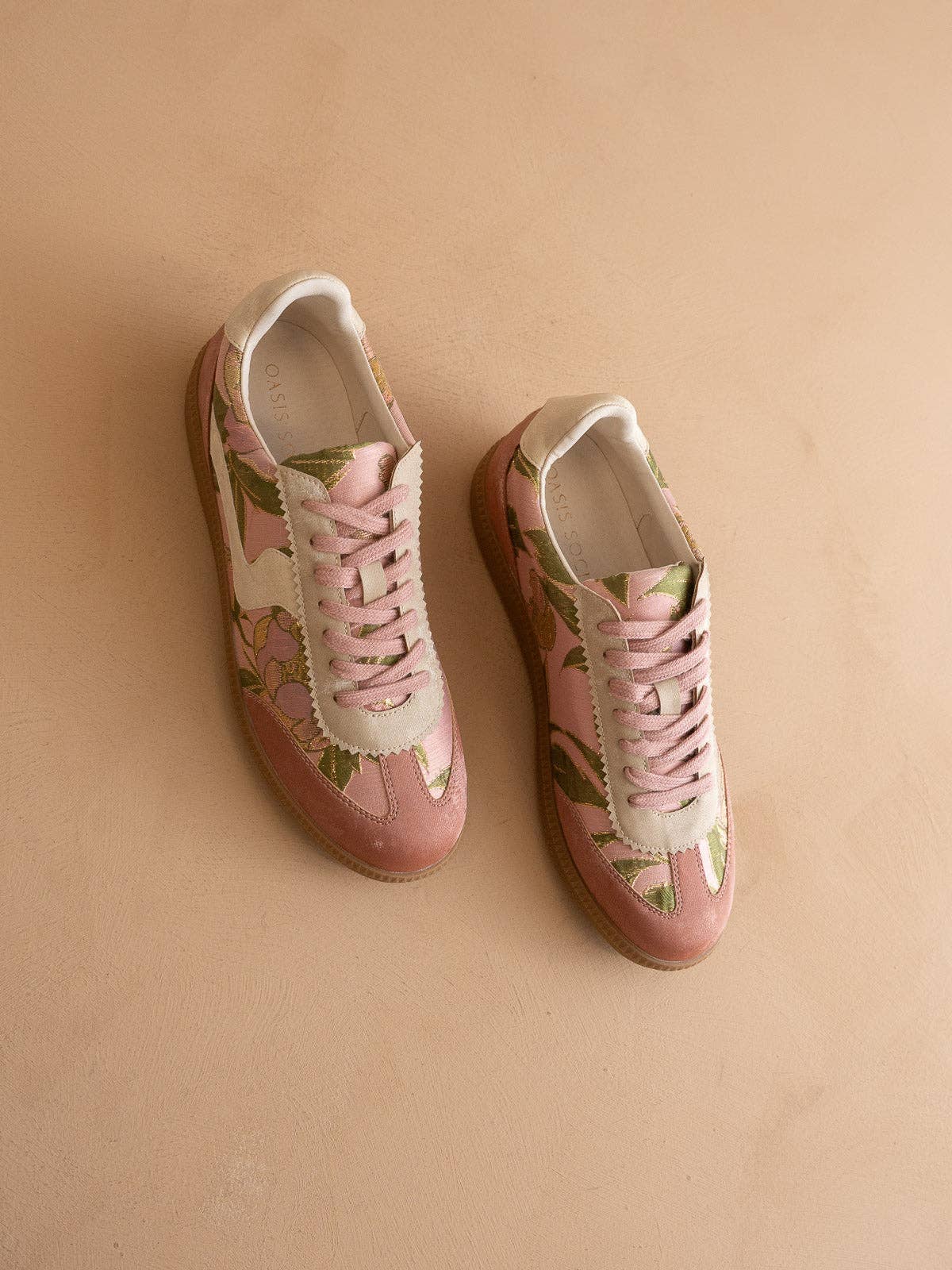 Kyla Sneakers
