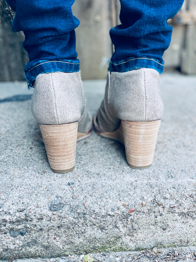 Memphis Wedge